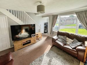 Lounge- click for photo gallery